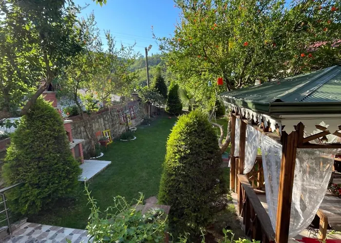 Green Garden Villa